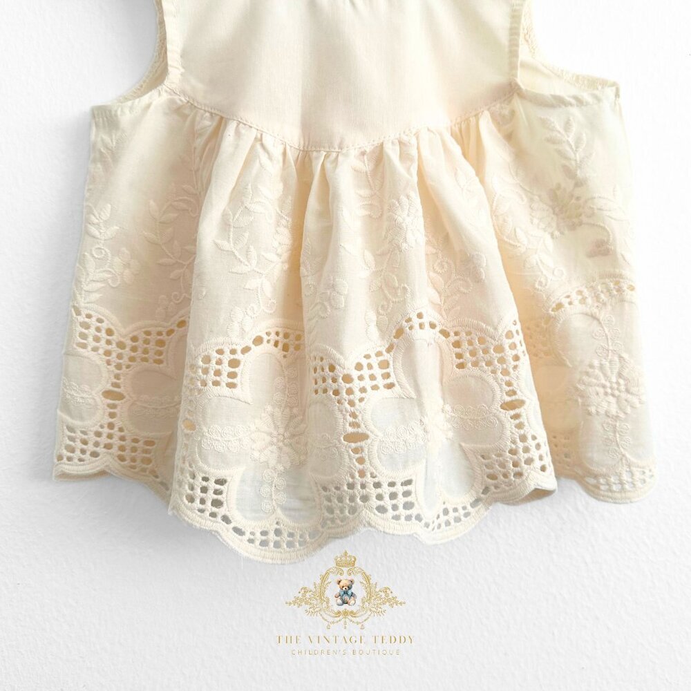 NWT Pretty Girls Blouse Lovely Floral Eyelet Lace Embroidery Bohemian Cream 5T - Picture 3 of 3